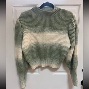 Cropped puff sleeve sweater boutique it’our time green white XL